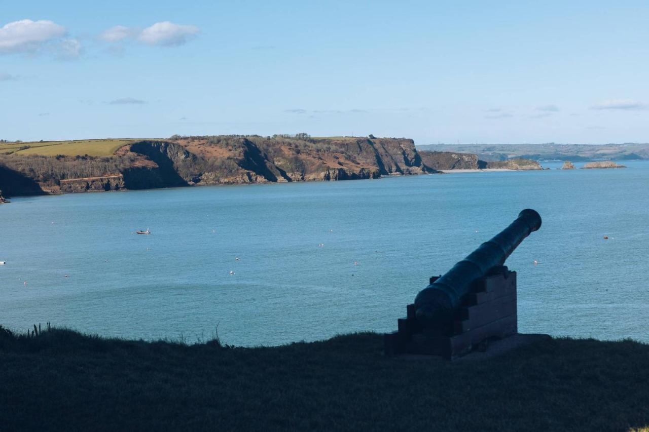 Modern Flat With Island Views In Heart Of Tenby Exteriér fotografie